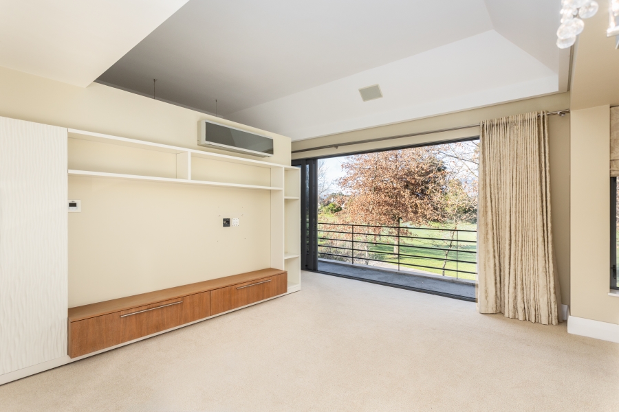 4 Bedroom Property for Sale in Pearl Valley at Val de Vie Western Cape